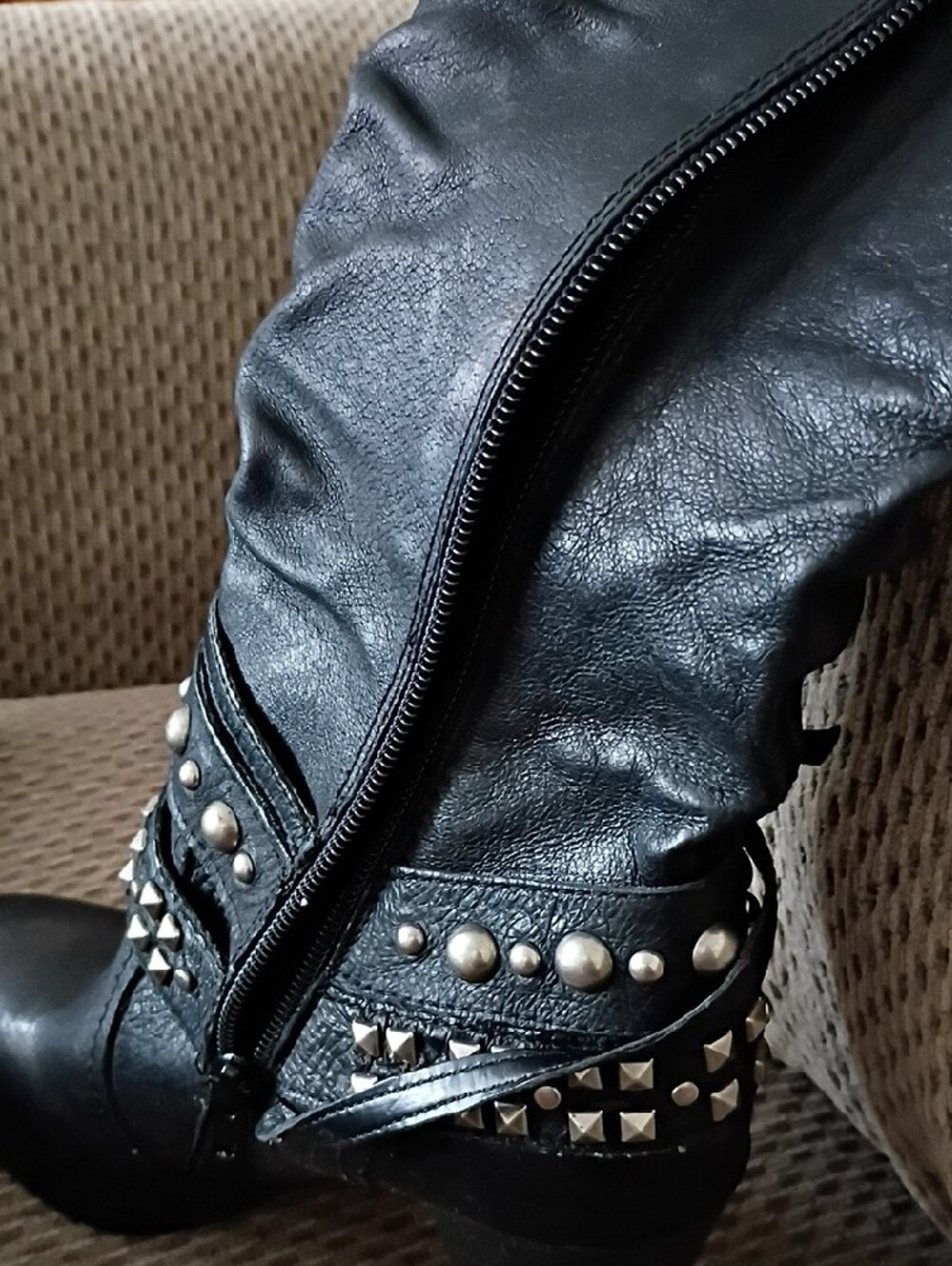 Women’s Black Studded Mid-Calf Heeled Boots - Picture 5 of 7